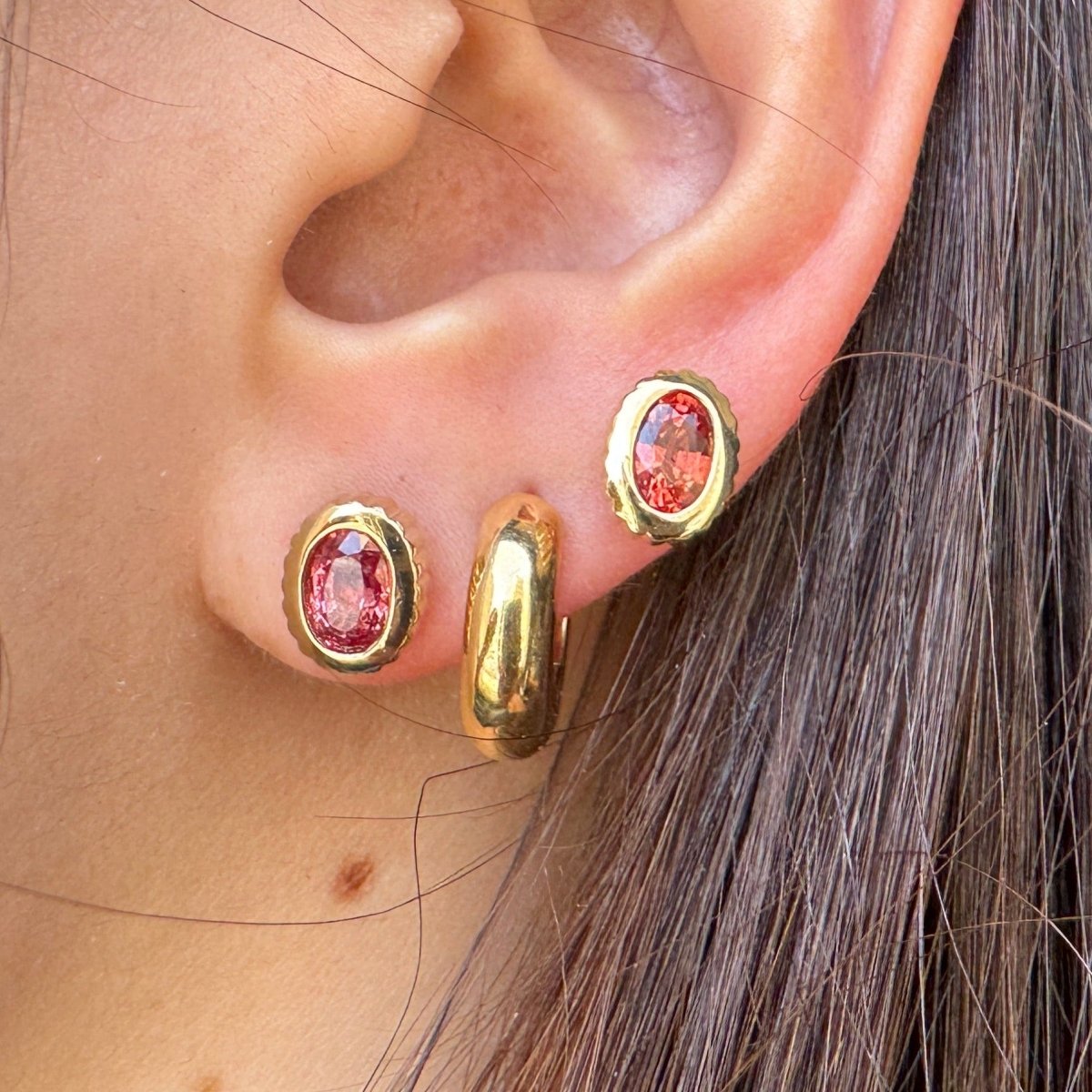 DREAM IN TECH 1.40ct Sapphire Studs - AURORO