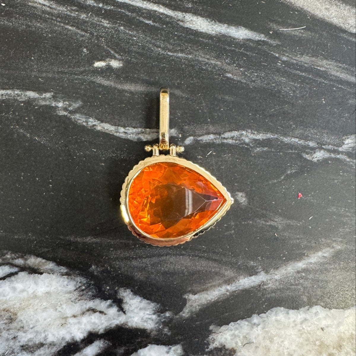DREAM IN TECH Pendant 10.36ct Fire Opal - AURORO