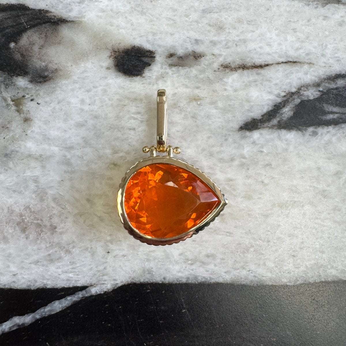 DREAM IN TECH Pendant 10.36ct Fire Opal - AURORO