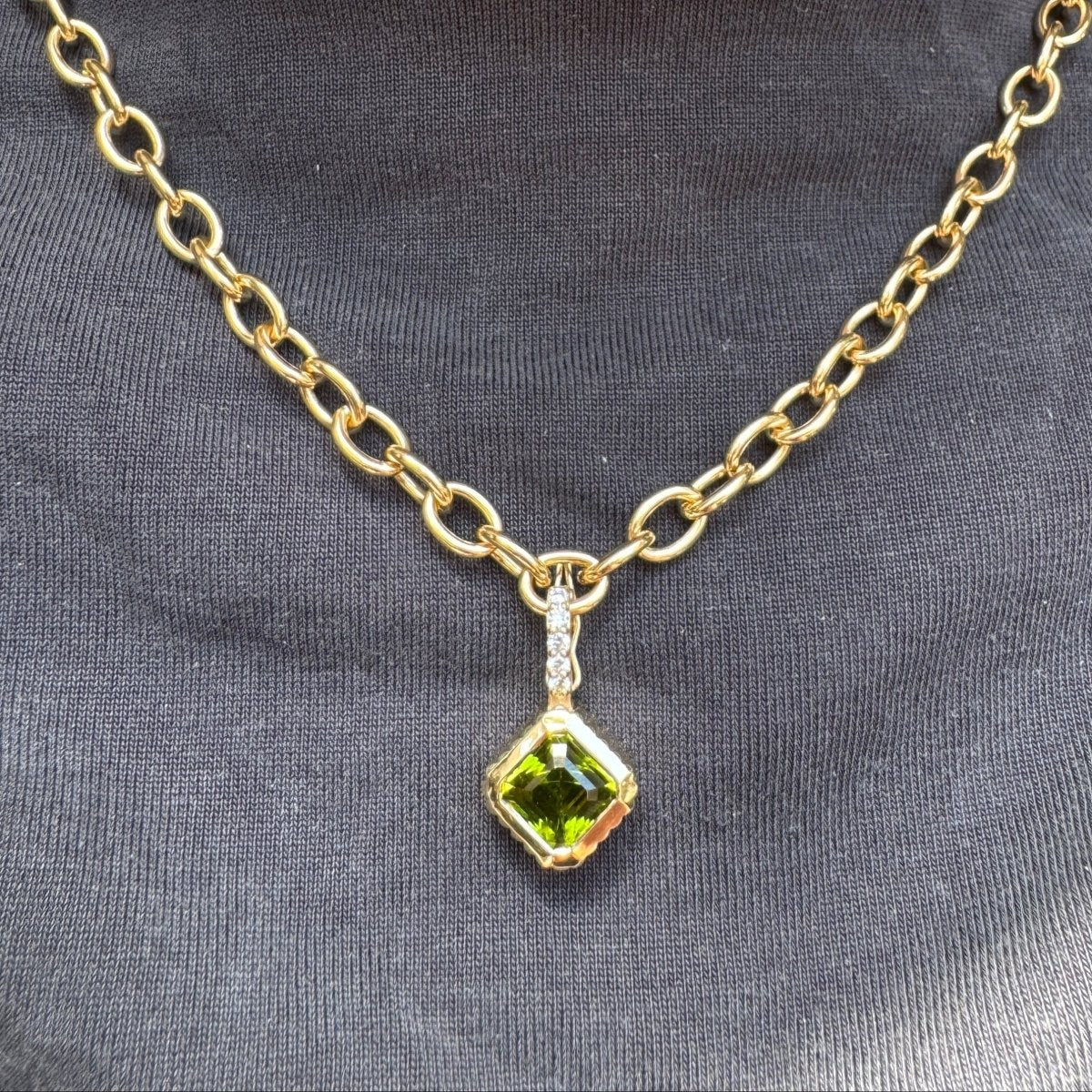 DREAM IN TECH Pendant 2.87ct Peridot - AURORO