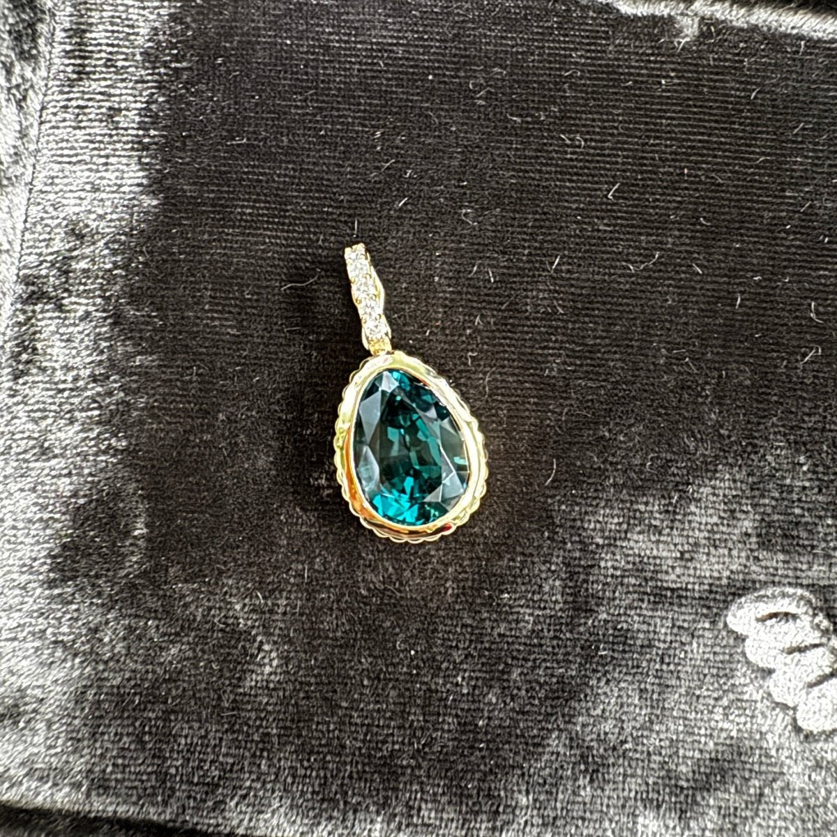 DREAM IN TECH Pendant 4.99ct Indicolite Tourmaline - AURORO
