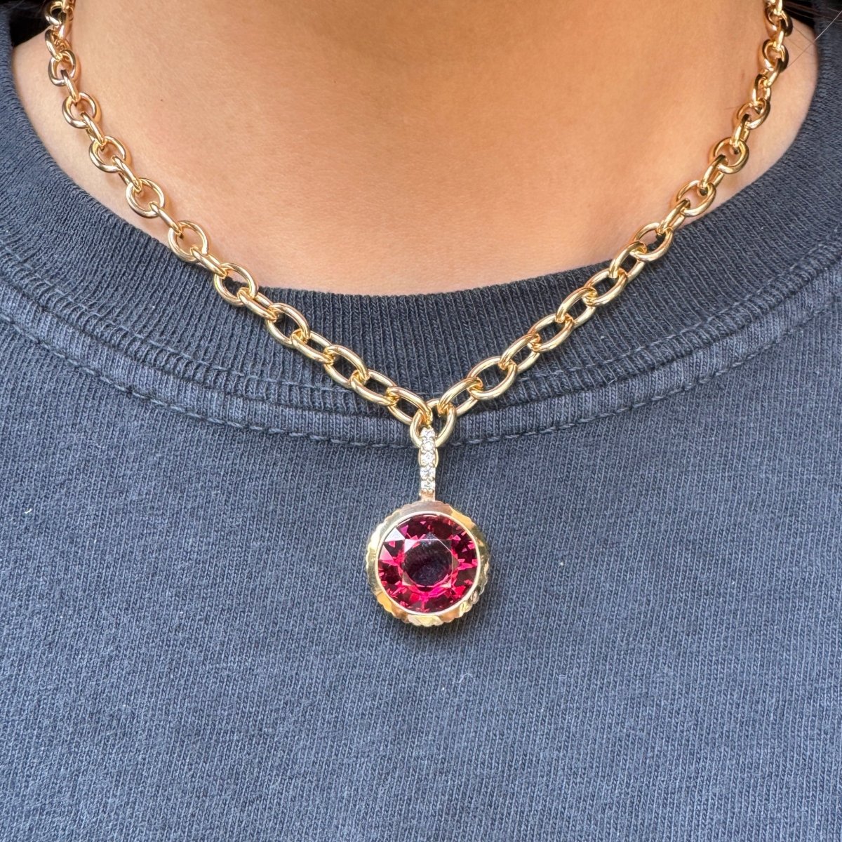 DREAM IN TECH Pendant 8.31ct Garnet - AURORO