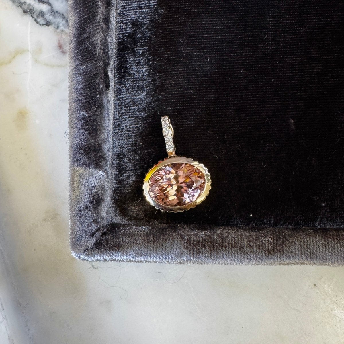 DREAM IN TECH Pendant 8.65ct Pink Zircon - AURORO