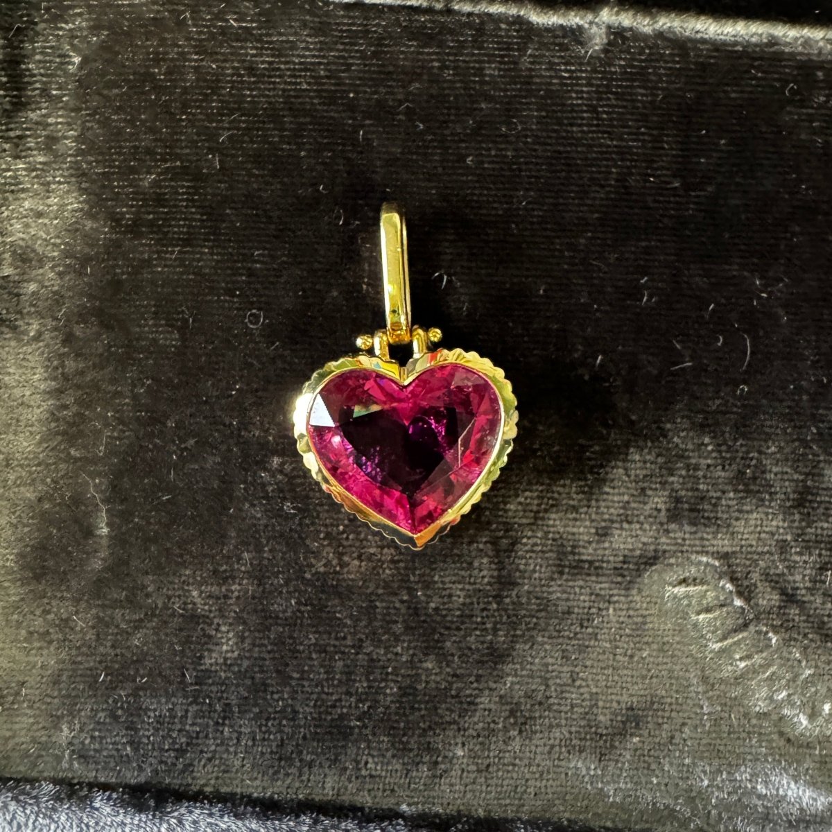 DREAM IN TECH Pendant 9.94ct Rubellite - AURORO