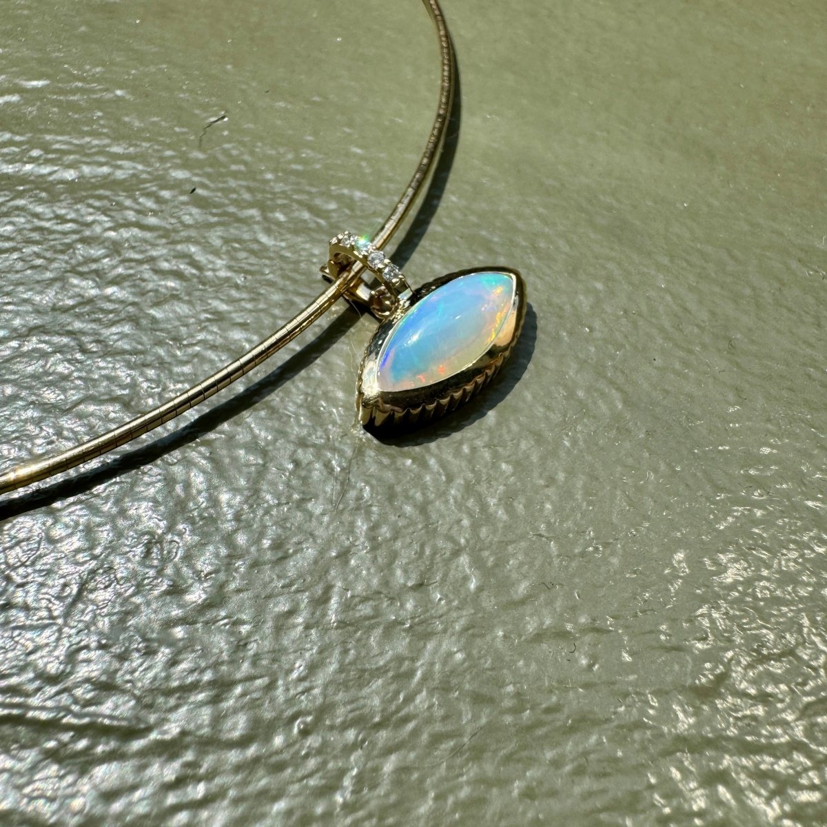 DREAM IN TECHNICOLOR 2.72ct Opal - AURORO