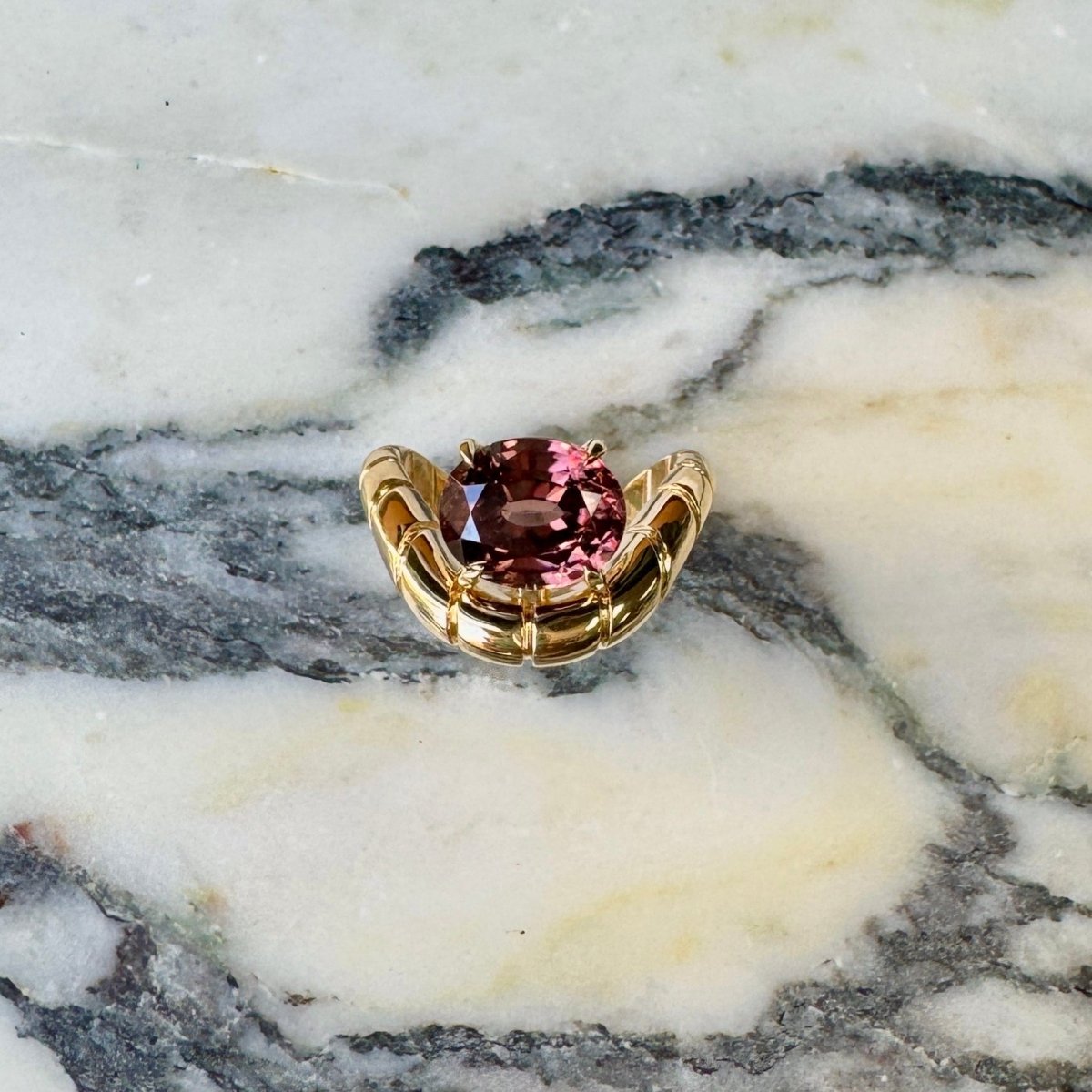LEVITATE Ring 4.5ct Rose Zircon - AURORO