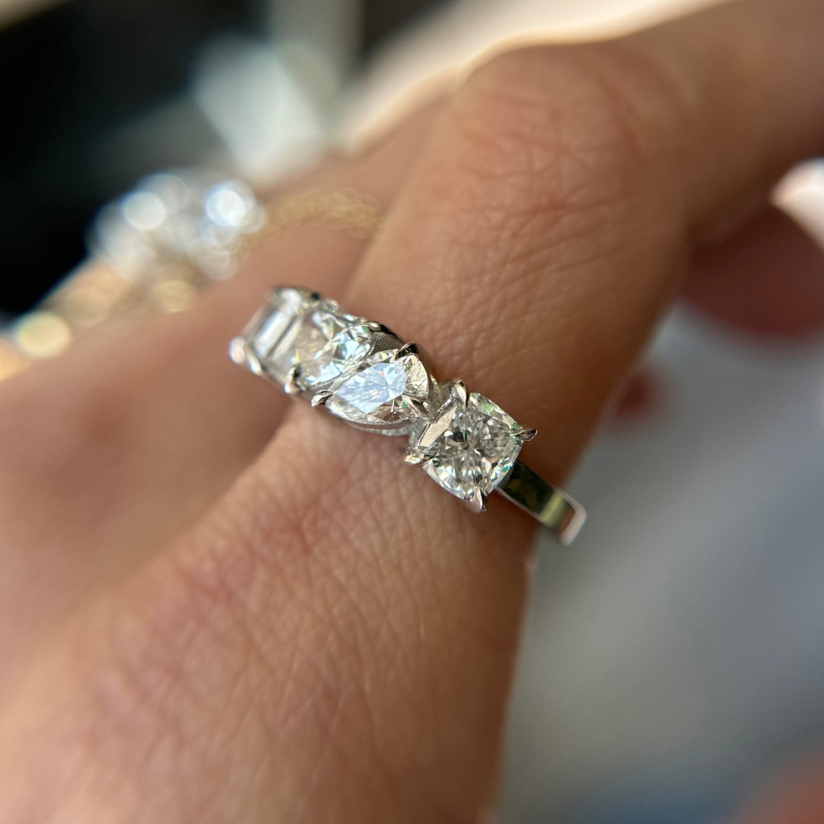 Petite MisMatch Diamond Band - AURORO
