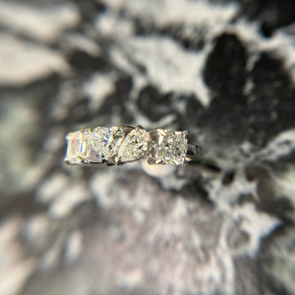 Petite MisMatch Diamond Band - AURORO
