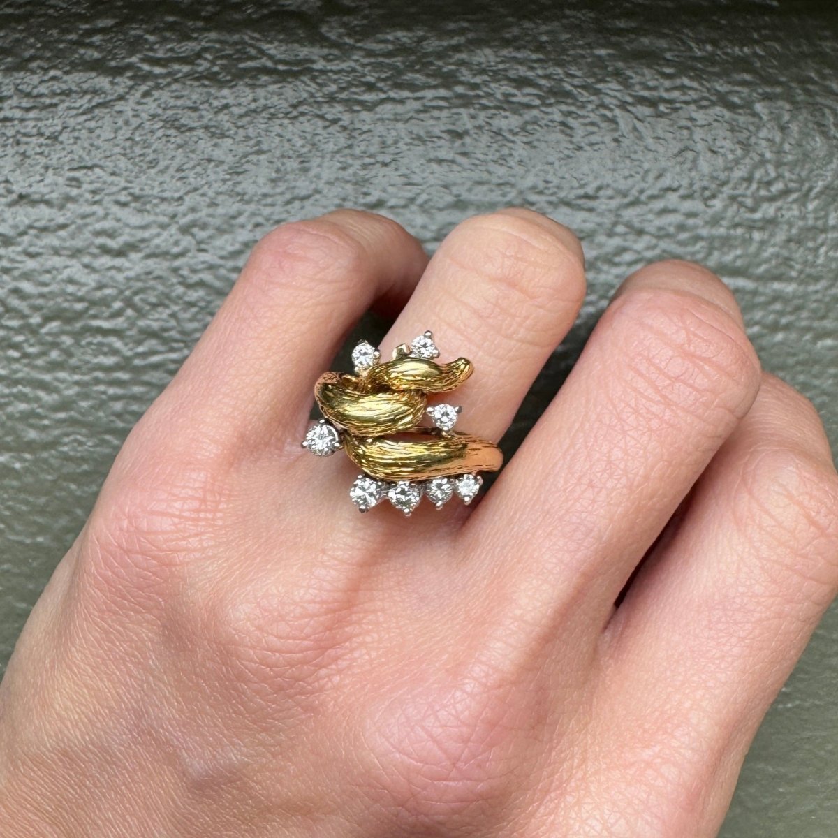 Vintage 18K Diamond Swirl Ring - AURORO